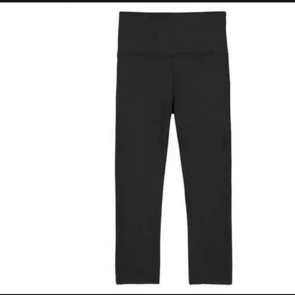 ATHLETA Horizon Scallop Capri Black NWT - Picture 2 of 4